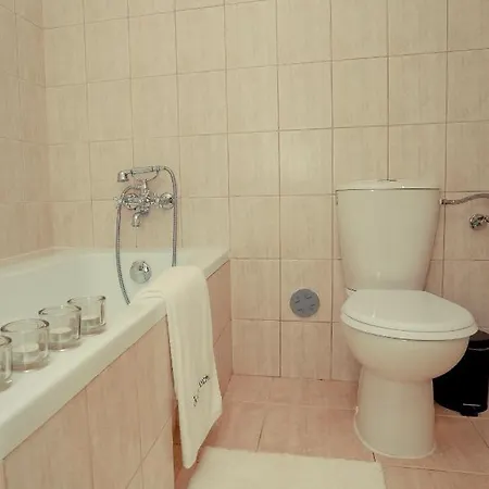 Giencyno Koncina Apartman *